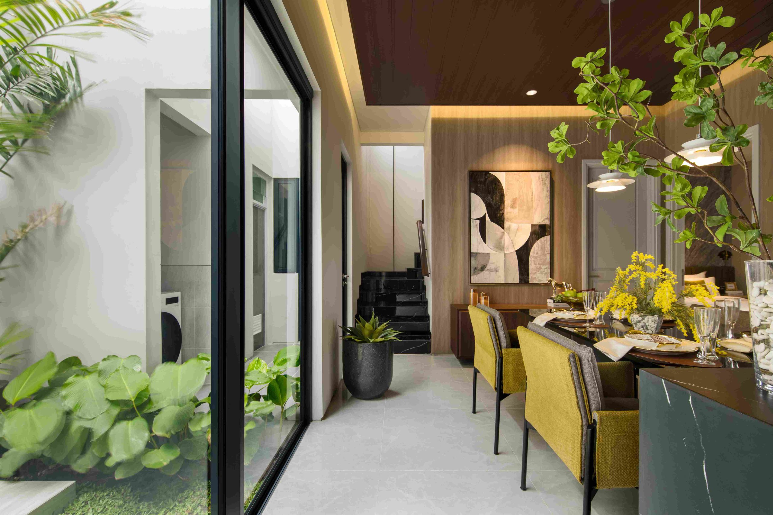 rumah contoh caspian (halaman belakang)