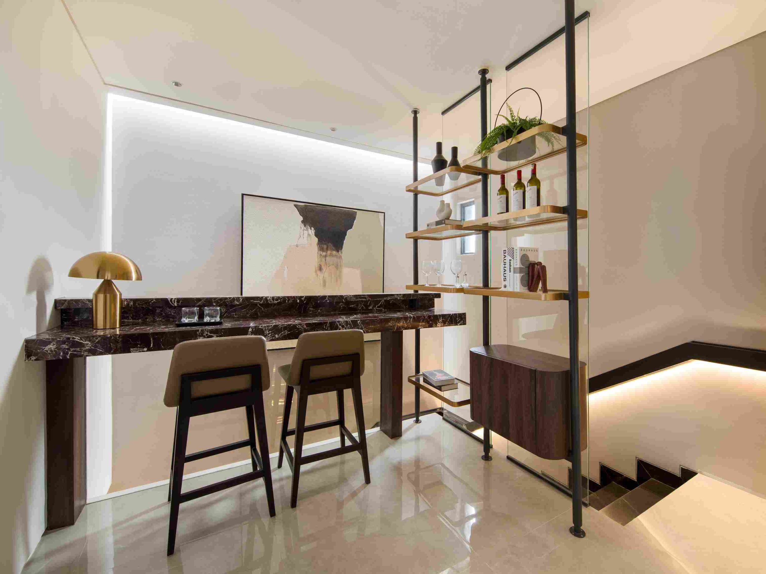 rumah contoh dauphine (area foyer lantai 2)